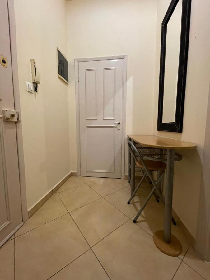 Apartment At The Heart Of Tesalonika Bagian luar foto
